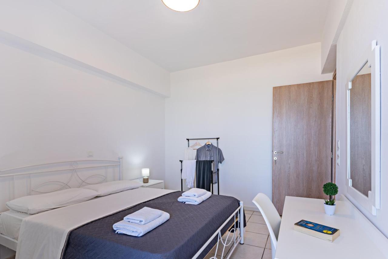 Azure Seaside Apts Magnisia Экстерьер фото