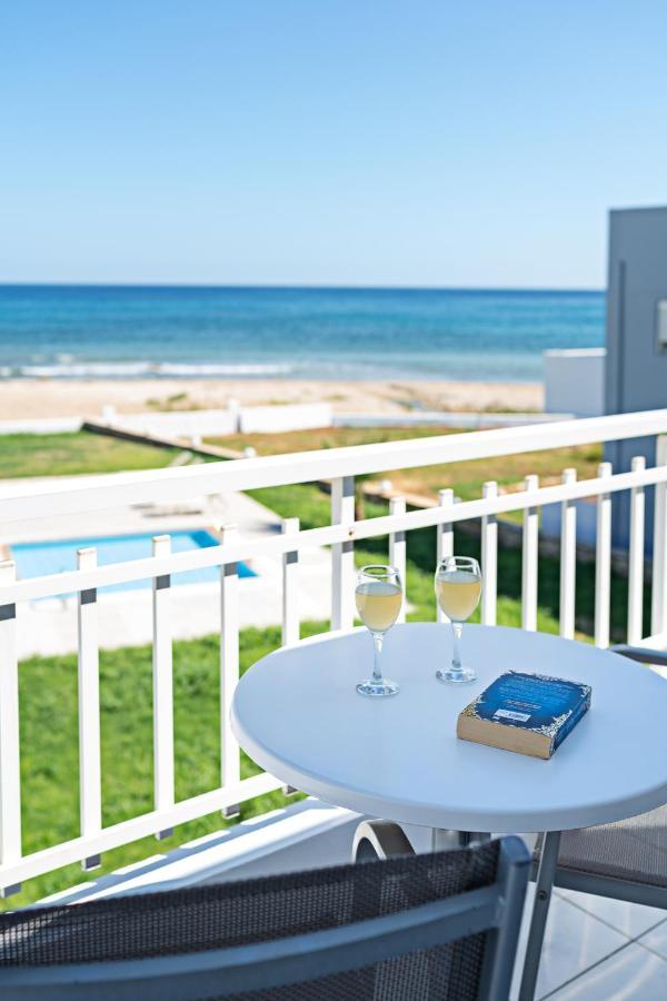Azure Seaside Apts Magnisia Экстерьер фото