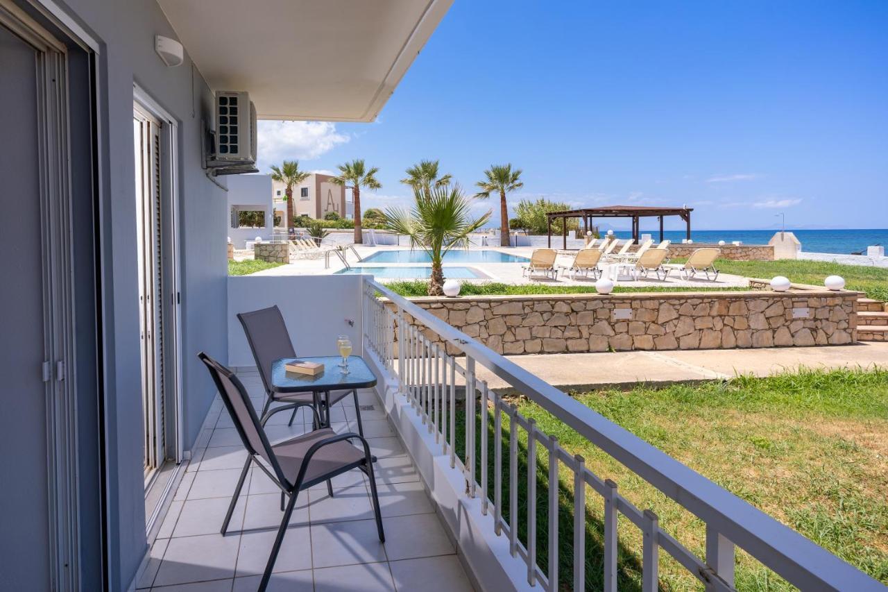 Azure Seaside Apts Magnisia Экстерьер фото