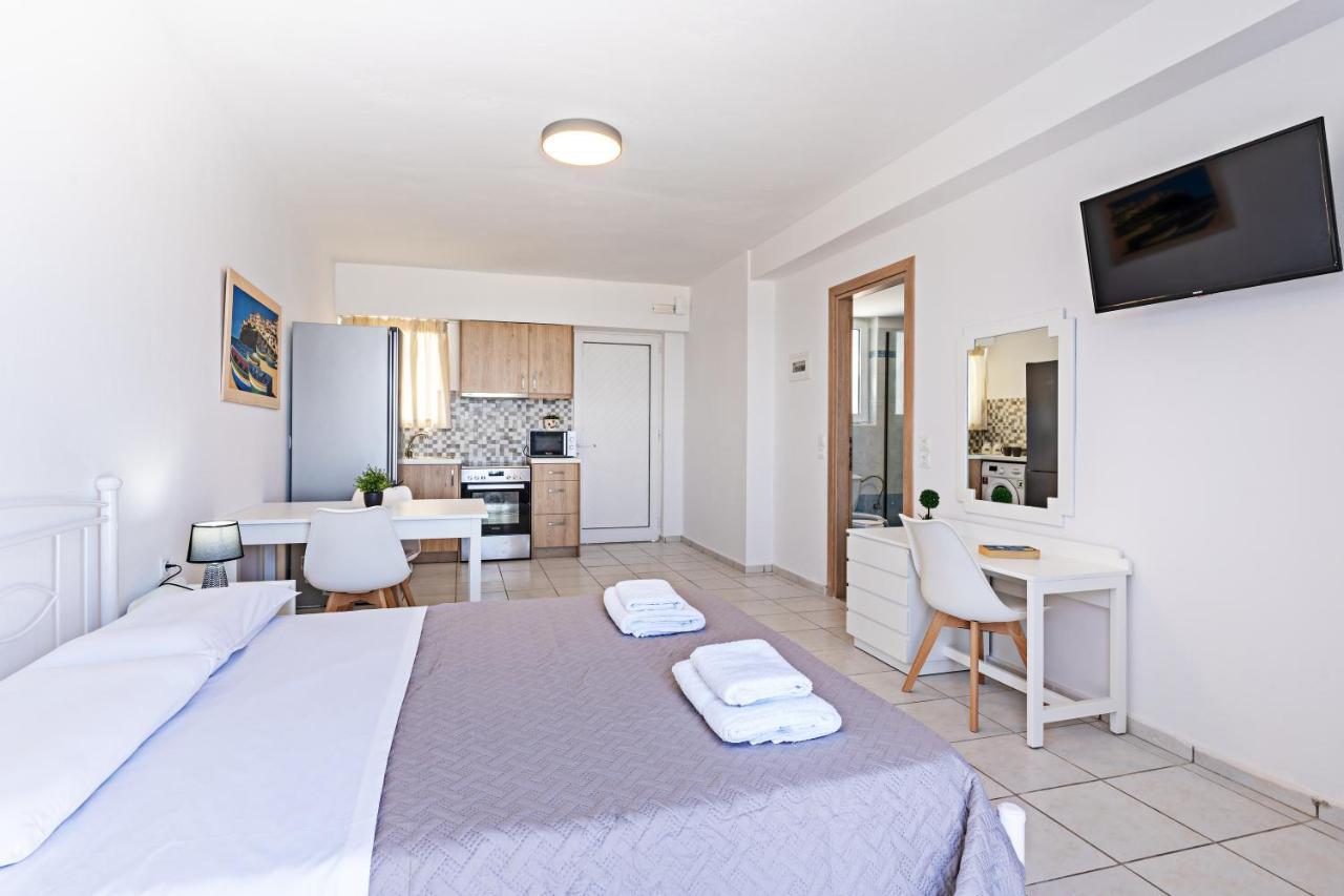 Azure Seaside Apts Magnisia Экстерьер фото