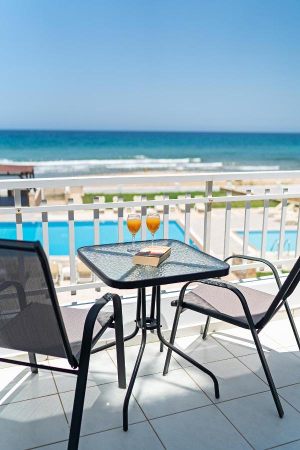 Azure Seaside Apts Magnisia Экстерьер фото