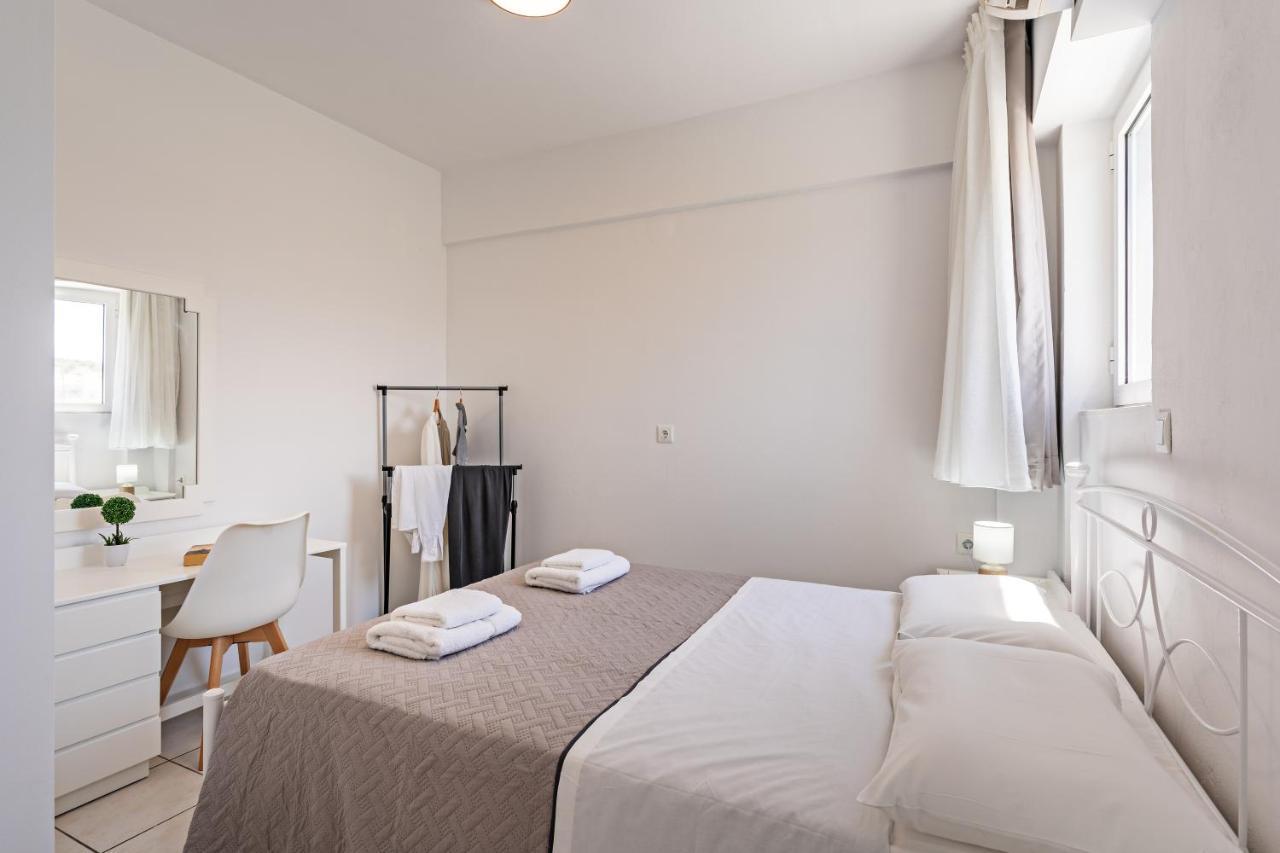 Azure Seaside Apts Magnisia Экстерьер фото