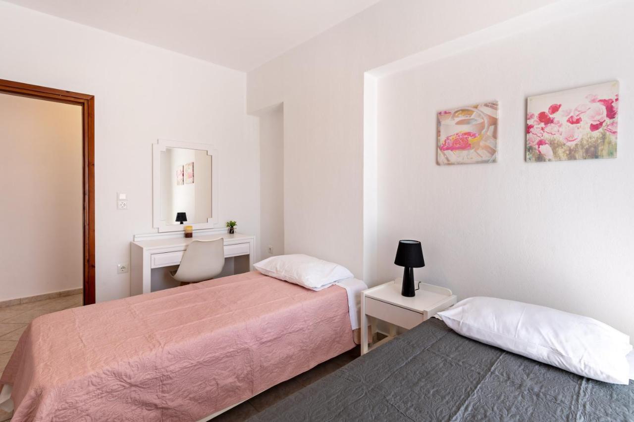 Azure Seaside Apts Magnisia Экстерьер фото