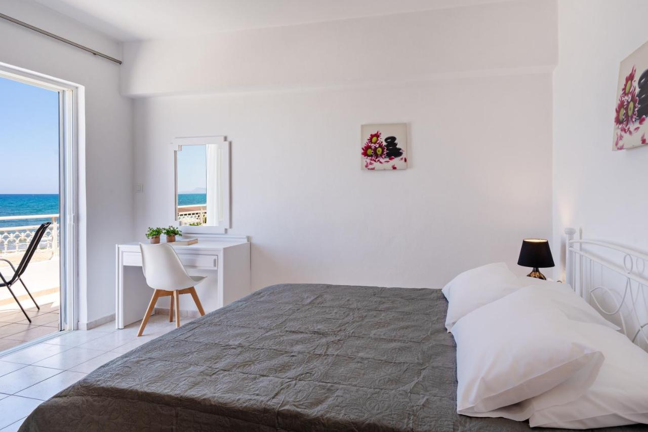 Azure Seaside Apts Magnisia Экстерьер фото